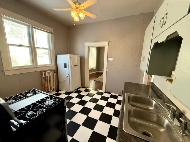 $139,900 | 2623 Faraon Street, St. Joseph, MO 64501