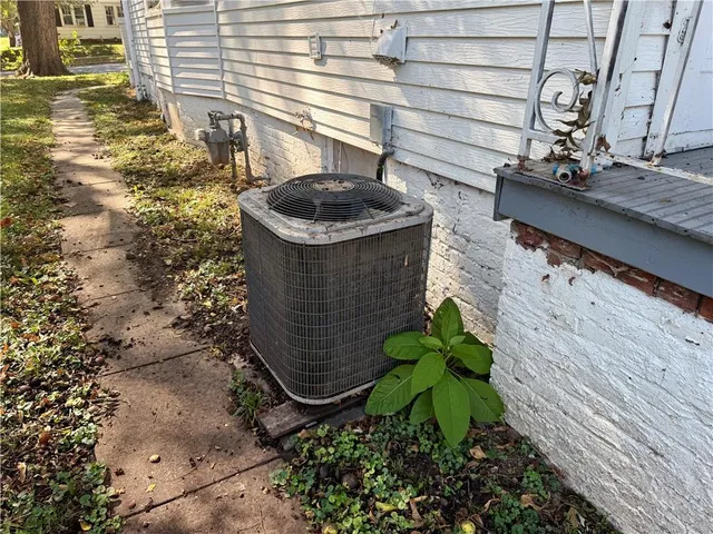 $139,900 | 2623 Faraon Street, St. Joseph, MO 64501