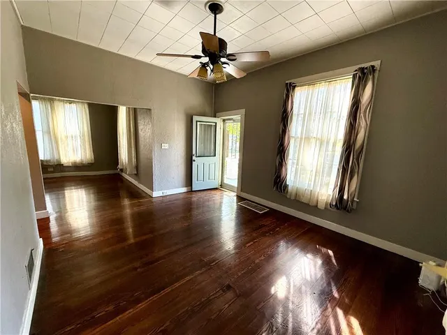 $139,900 | 2623 Faraon Street, St. Joseph, MO 64501