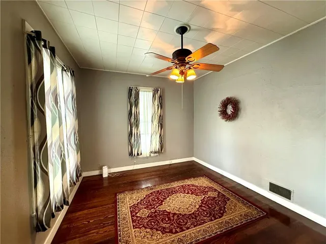 $139,900 | 2623 Faraon Street, St. Joseph, MO 64501