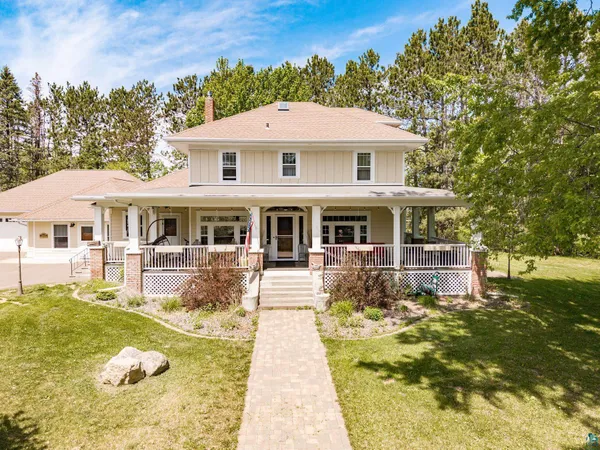 $1,499,000 | 925 14th Street, Cloquet, MN 55720