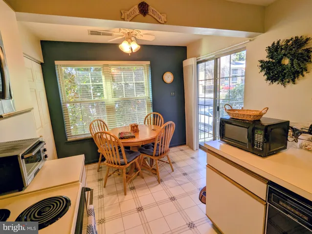 $2,100 | 14217 Quail Creek Way, Unit 201, Sparks Glencoe, MD 21152