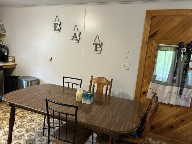 33 Edwards Street Colebrook, NH 03576 - Photo 9 of 29