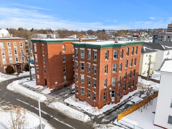 $2,495,000 | 70-72 Russell Street, Worcester, MA 01609