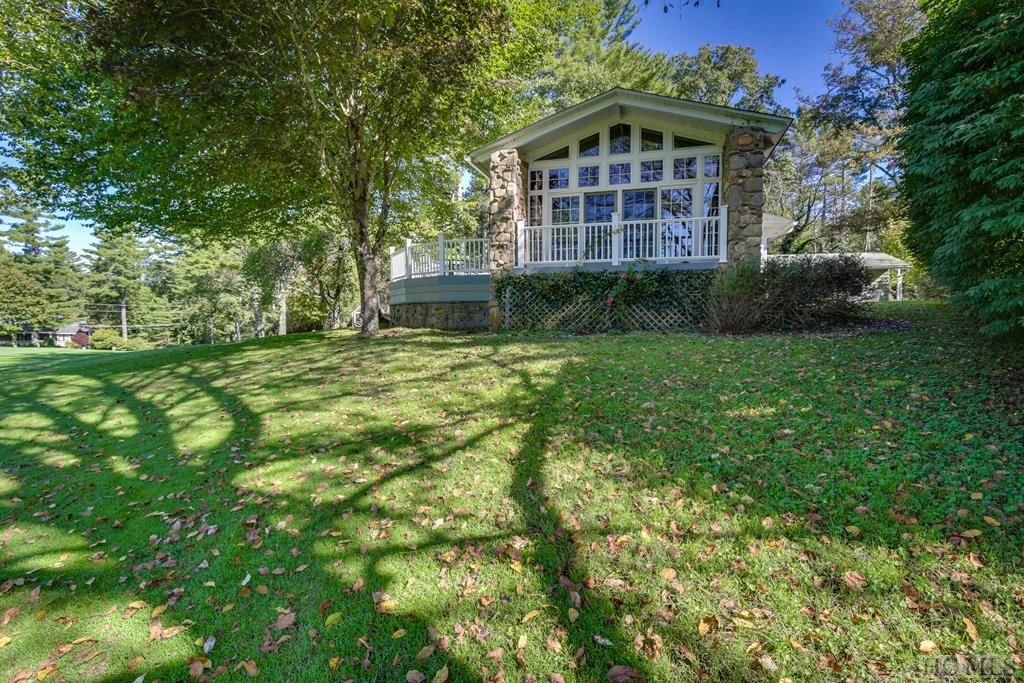 716 Cobb Road Highlands, NC 28741 - Photo 27 of 28 Gallery Image 27