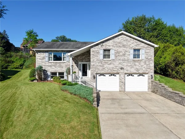 $314,000 | 209 Falcon Ridge Drive, New Kensington, PA 15068