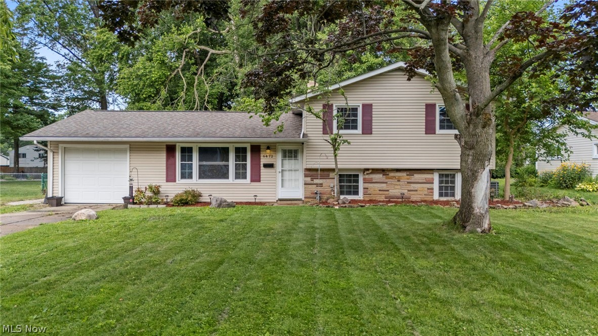 6472 Southgrove Road Mentor, OH 44060 - Photo 1 of 37 Split-level home
