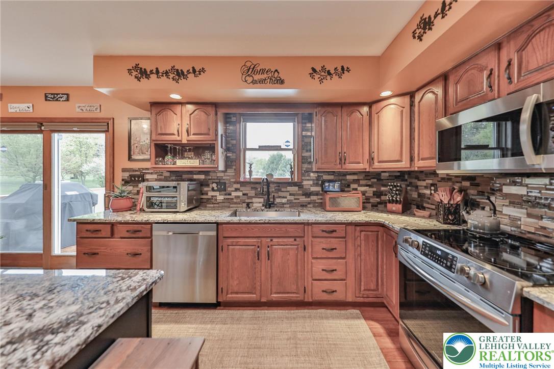 1040 Stagecoach Road West Lehighton, PA 18235 - Photo 17 of 78