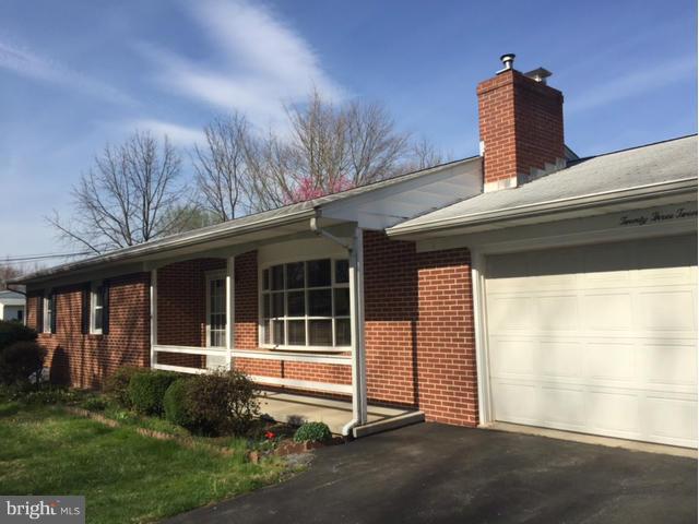 Welcome to 2320 Castleton Road!