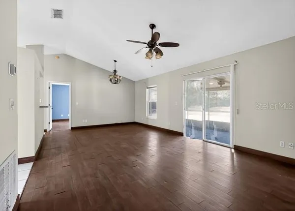 $271,600 | 508 South Bloxam Avenue, Minneola, FL 34715