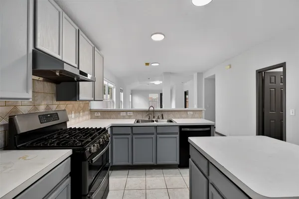 $1,950 | 17331 Stone Peaks Drive, Houston, TX 77095