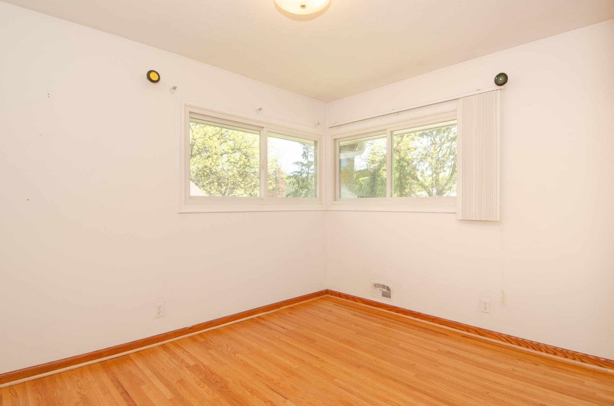 62 County Rd F Vadnais Heights, MN 55127 - Photo 17 of 25 Gallery Image 17