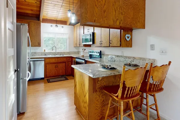 $585,000 | 24713 Oro Valley Road, Auburn, CA 95602