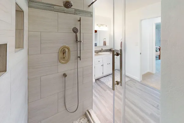 $585,000 | 24713 Oro Valley Road, Auburn, CA 95602
