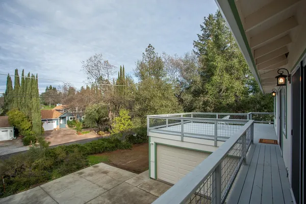 $585,000 | 24713 Oro Valley Road, Auburn, CA 95602