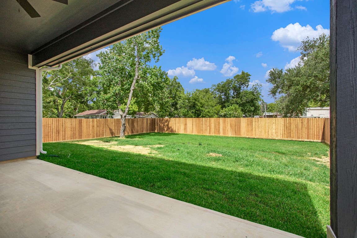 3810 Jackson Street Santa Fe, TX 77517 - Photo 26 of 29 a view of yard with green space