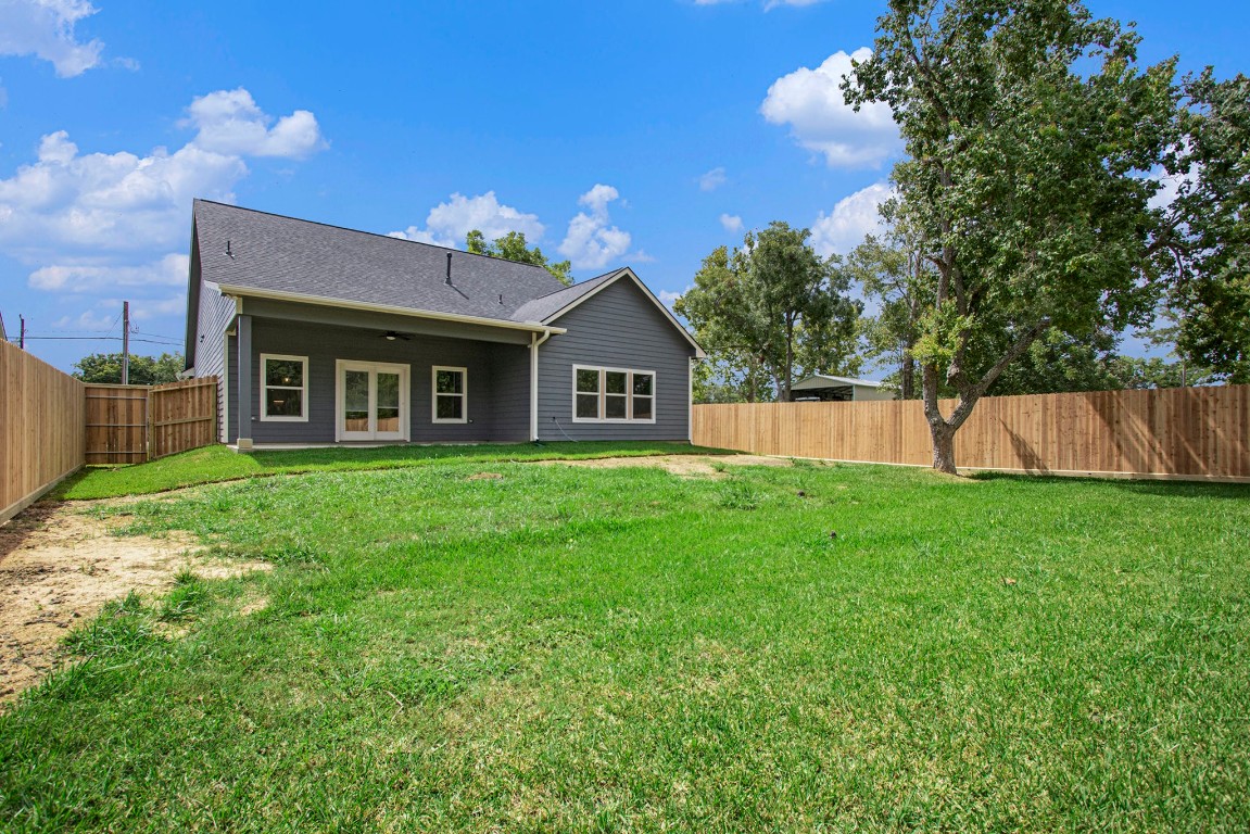 3810 Jackson Street Santa Fe, TX 77517 - Photo 28 of 29 a view of a house with a backyard
