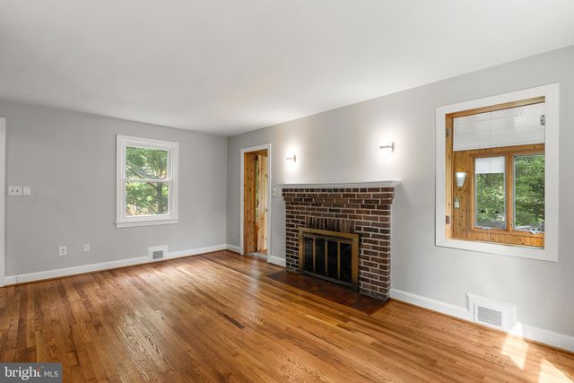 $674,000 | 909 Larch Avenue, Takoma Park, MD 20912