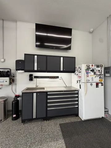 $575,000 | 407 Rimrock Road, Janesville, WI 53548