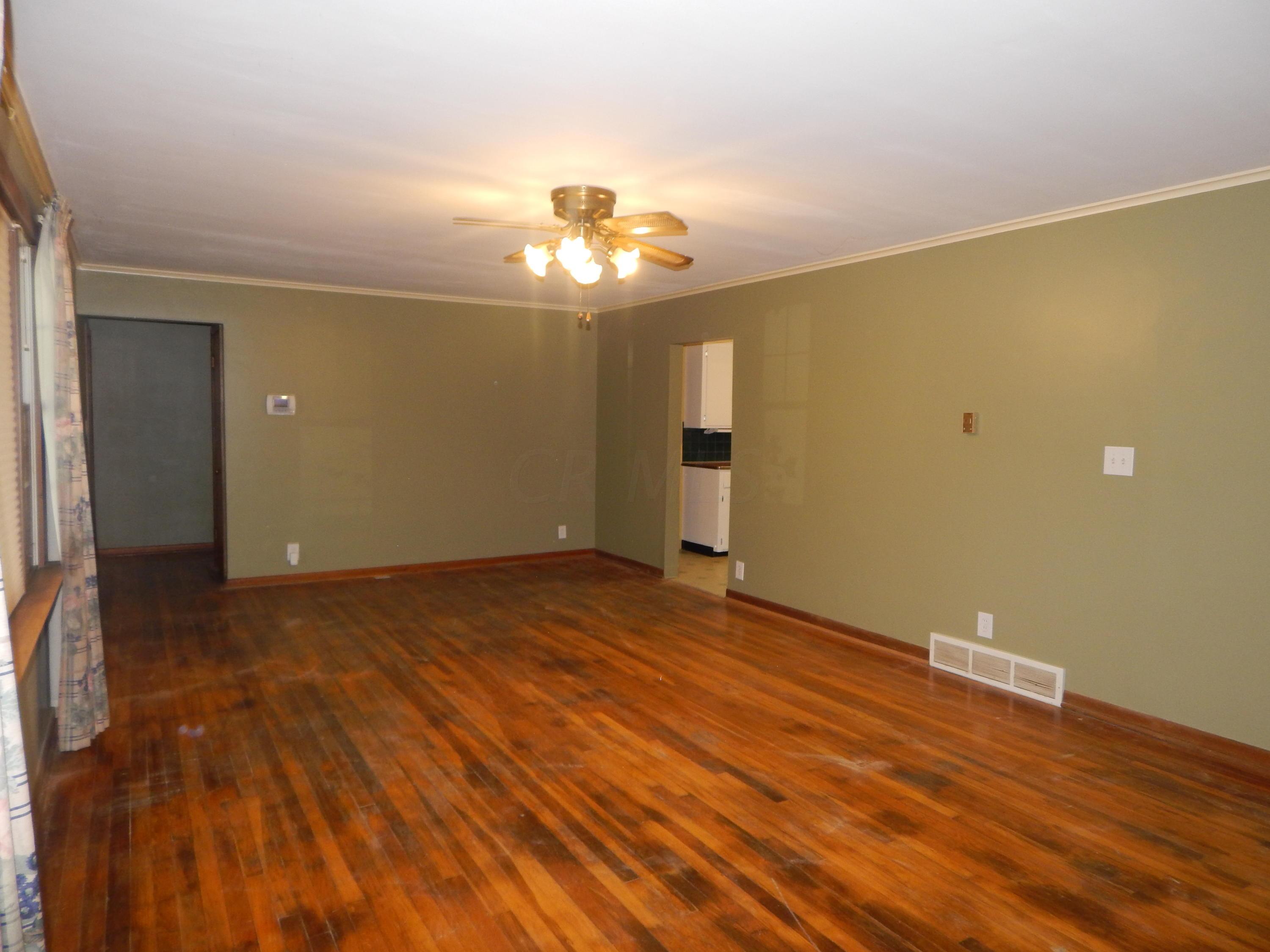 3440 Petzinger Road Columbus, OH 43232 - Photo 6 of 38 Gallery Image 6