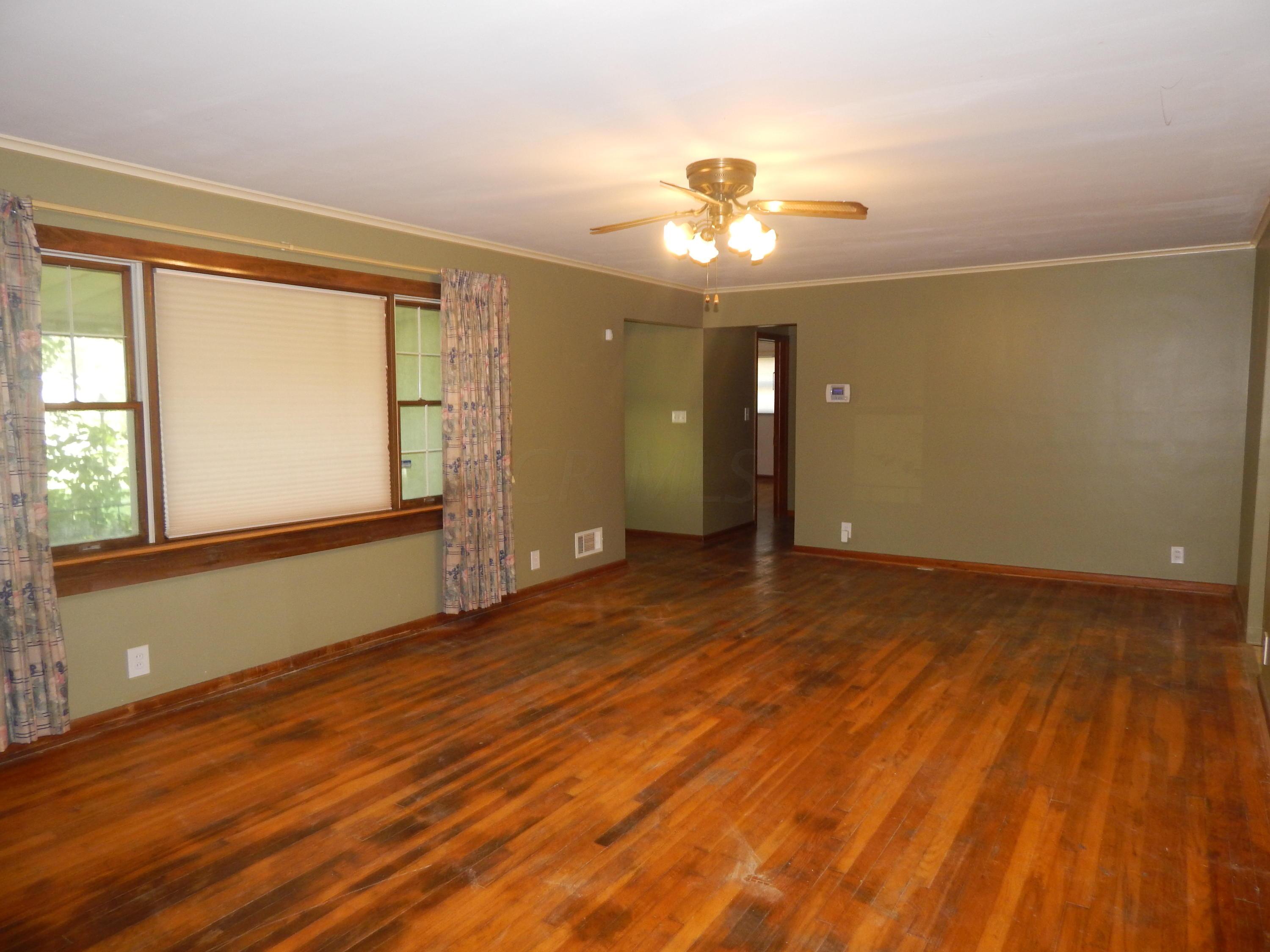 3440 Petzinger Road Columbus, OH 43232 - Photo 10 of 38 Gallery Image 10