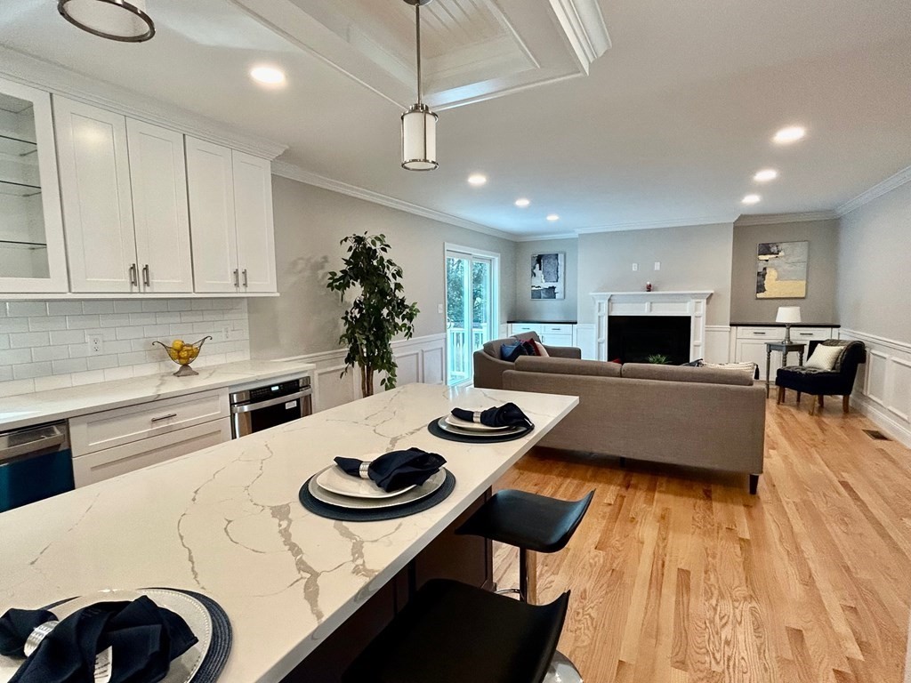 33 Circle Drive Waltham, MA 02452 - Photo 8 of 42