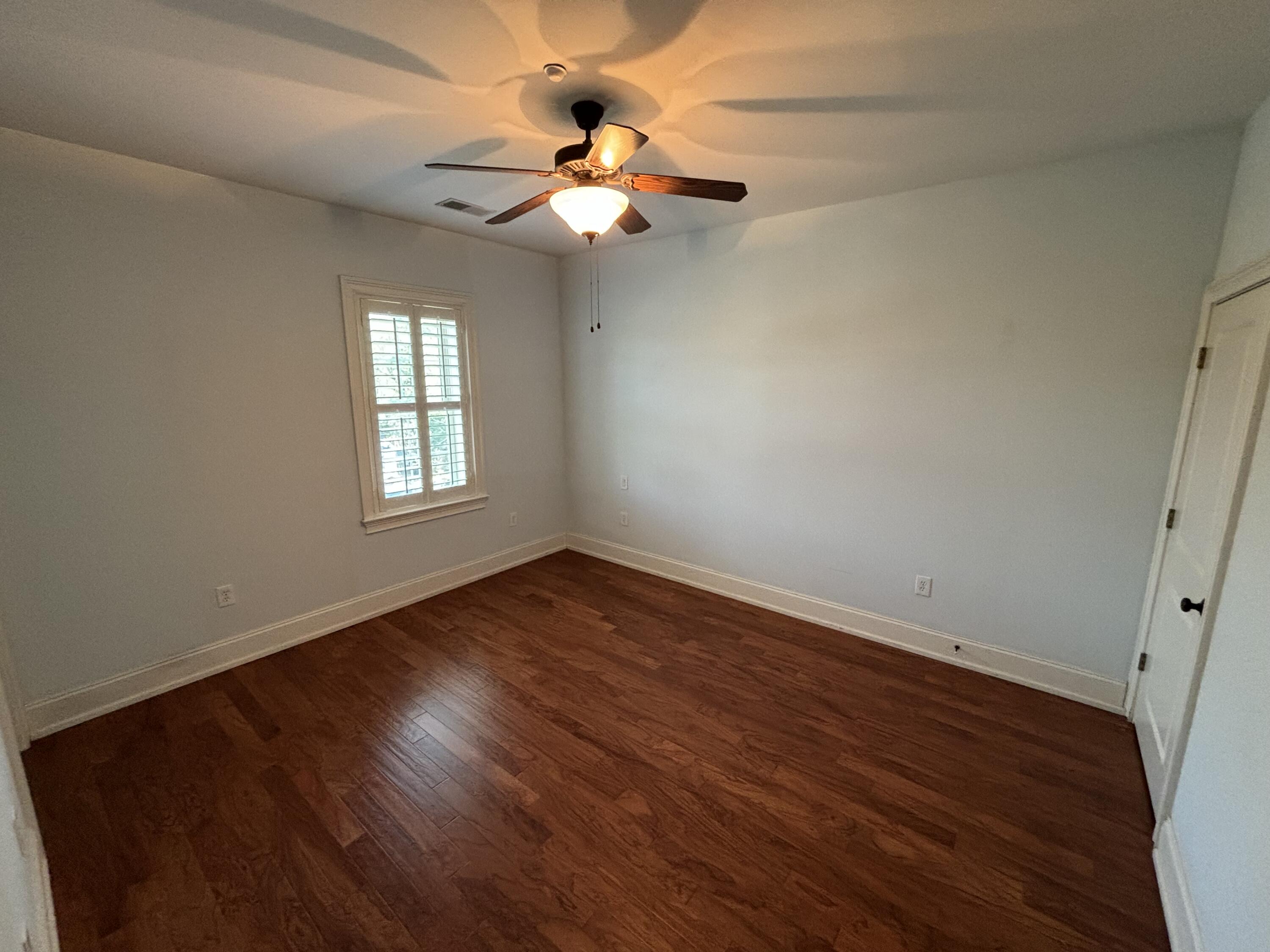 656 Coleman Boulevard, Unit 402 Mount Pleasant, SC 29464 - Photo 17 of 37 IMG_0660