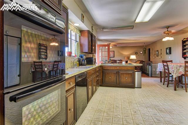 5235 Brady Road Colorado Springs, CO 80915 - Photo 21 of 34