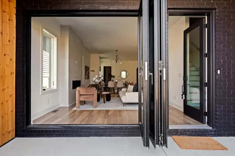 $1,699,999 | 547 A Moore Avenue, Nashville, TN 37203