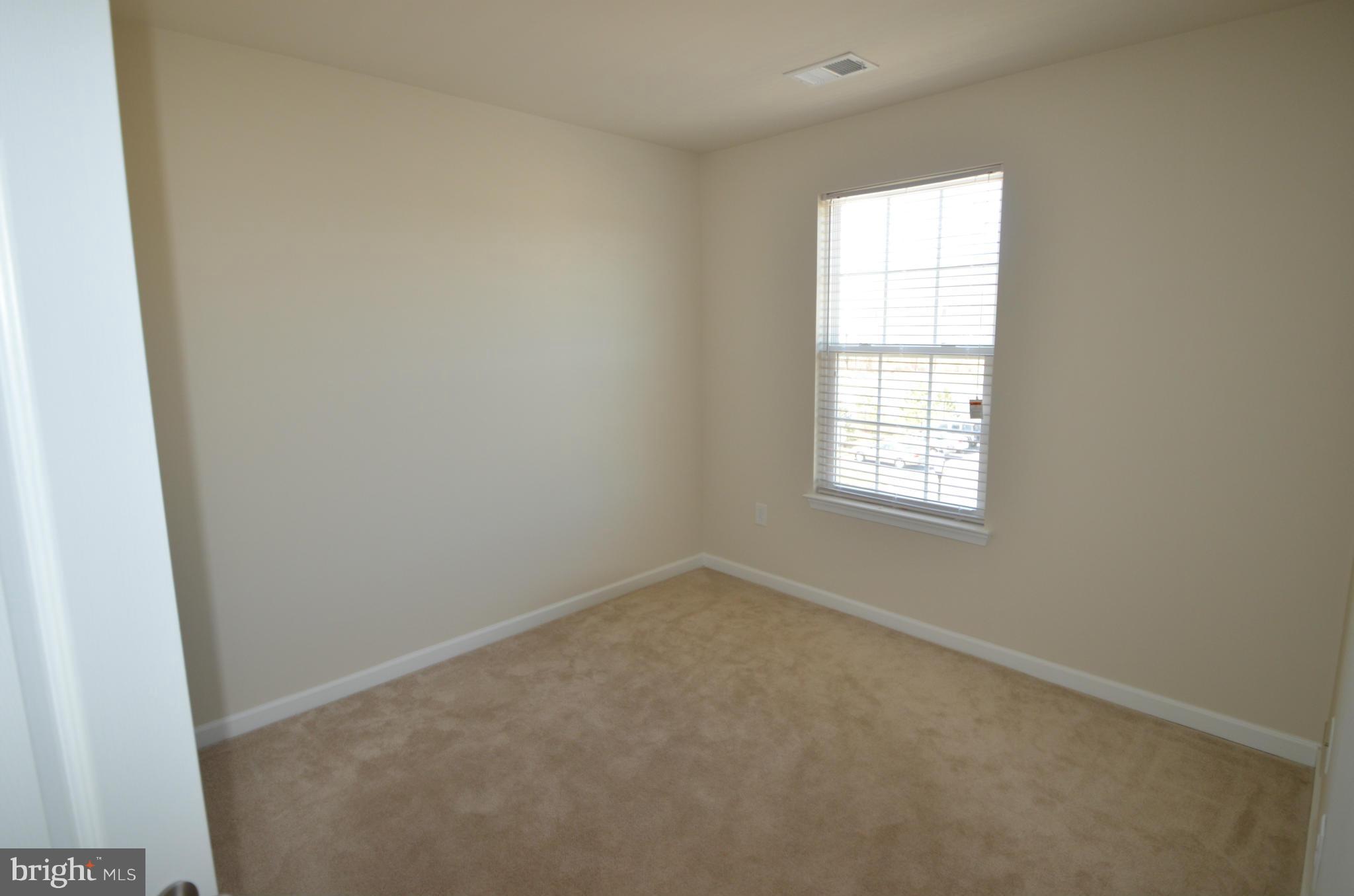 2010 Spring Run Circle Frederick, MD 21702 - Photo 21 of 26 Bedroom