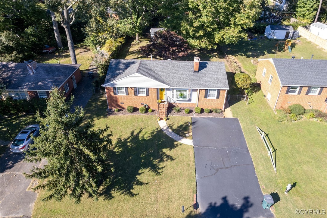 7518 Comet Road Henrico, VA 23294 - Photo 45 of 46 Bird's eye view of the front of the home, driveway