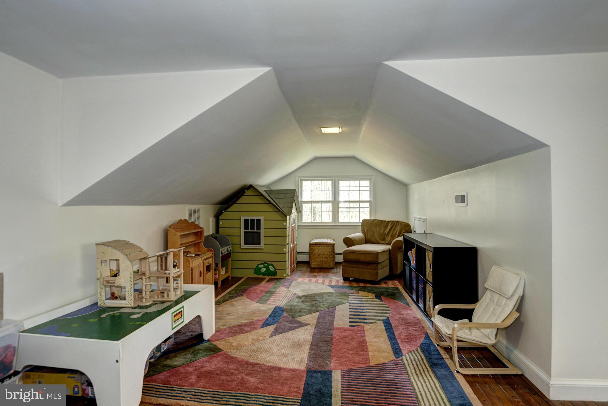 7015 Deer Valley Road Highland, MD 20777 - Photo 22 of 30 a living room with furniture
