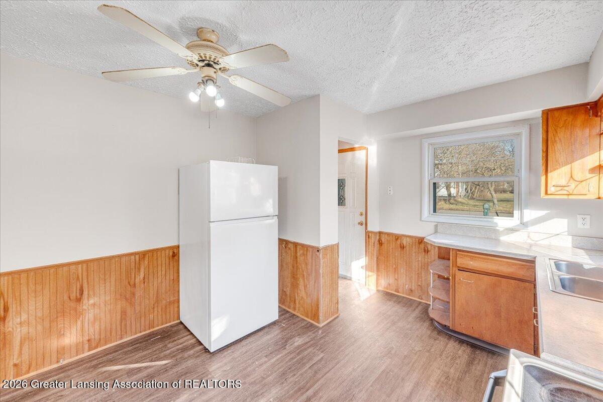 4908 Hughes Road Lansing, MI 48910 - Photo 7 of 23 07-DSC09984- New