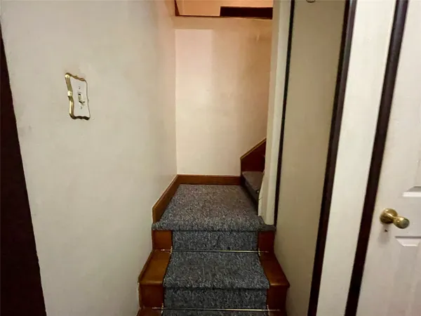 $1,850 | 112 North Roosevelt Avenue, Endicott, NY 13760