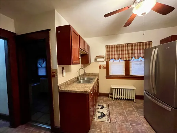 $1,850 | 112 North Roosevelt Avenue, Endicott, NY 13760