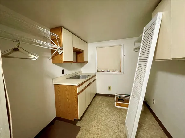 $1,850 | 112 North Roosevelt Avenue, Endicott, NY 13760