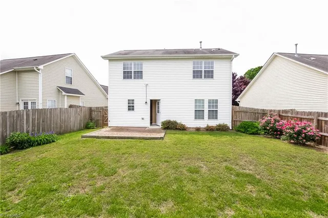 $1,695 | 4315 River Bluff Terrace, Greensboro, NC 27409