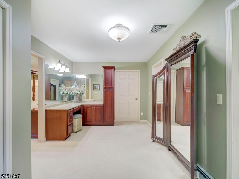 7 Arden Road Denville, NJ 07834 - Photo 29 of 50