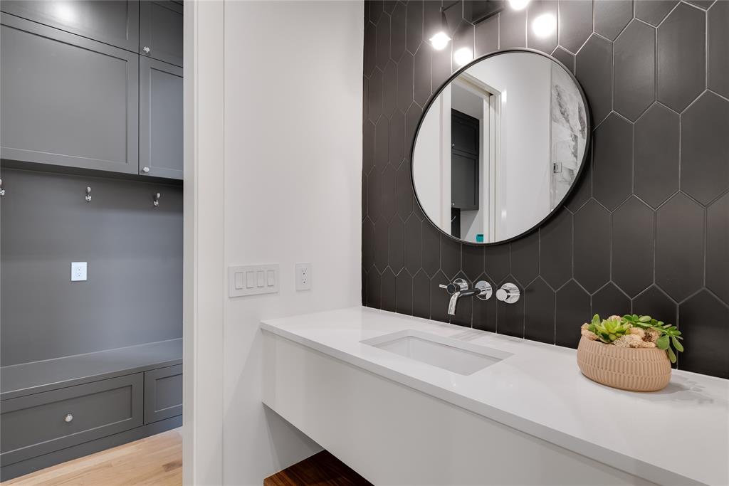 1911 Euclid Avenue Dallas, TX 75206 - Photo 25 of 32