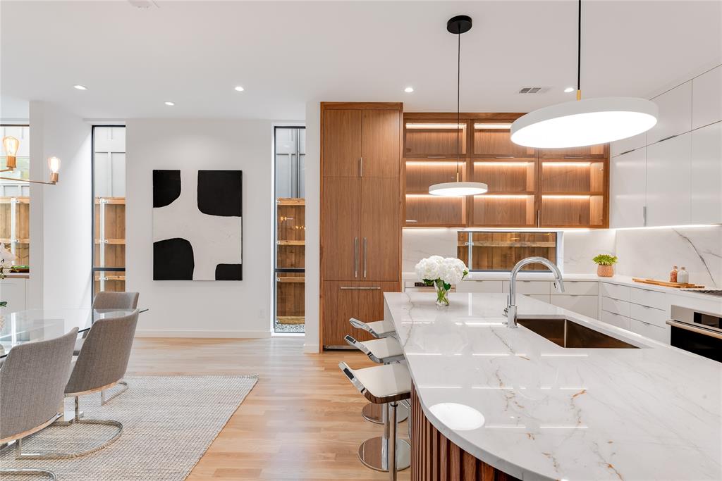 1911 Euclid Avenue Dallas, TX 75206 - Photo 8 of 32