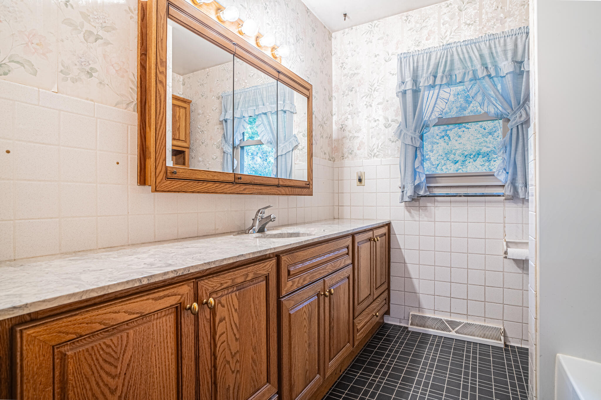 7963 Gull Road Richland, MI 49083 - Photo 18 of 29 _ADA1601-HDR