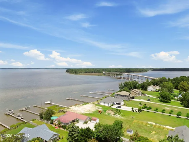 $940,000 | 132 Gemstone Drive, Sneads Ferry, NC 28460