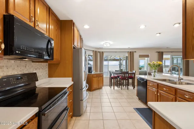 $940,000 | 132 Gemstone Drive, Sneads Ferry, NC 28460