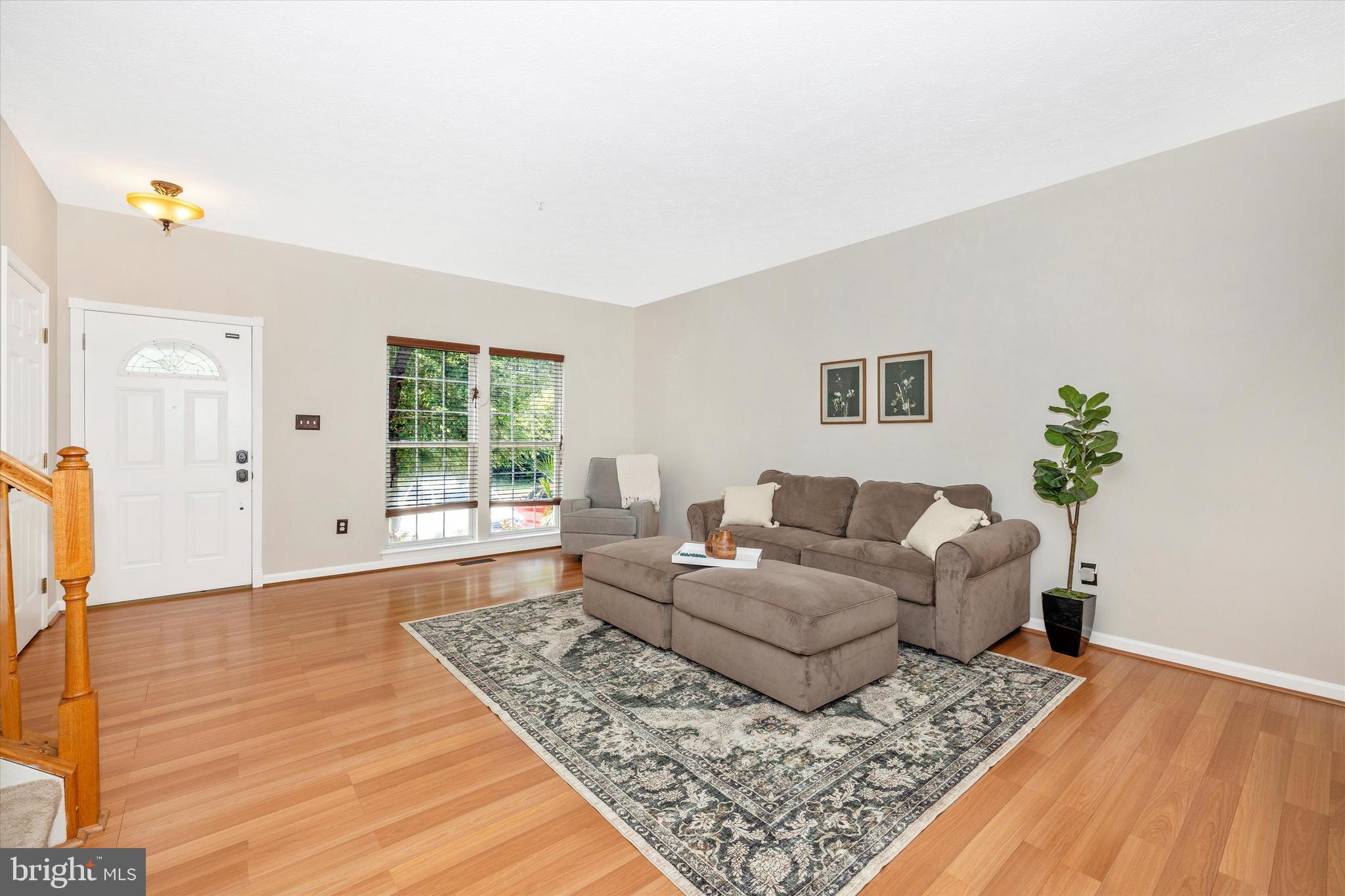 2010 Sumner Drive Frederick, MD 21702 - Photo 7 of 34 a living room with furniture and a rug