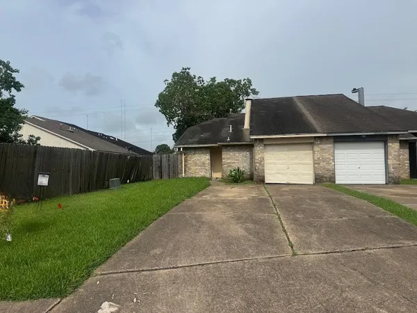 $158,999 | 16528 Monte Carlo Lane, Houston, TX 77053