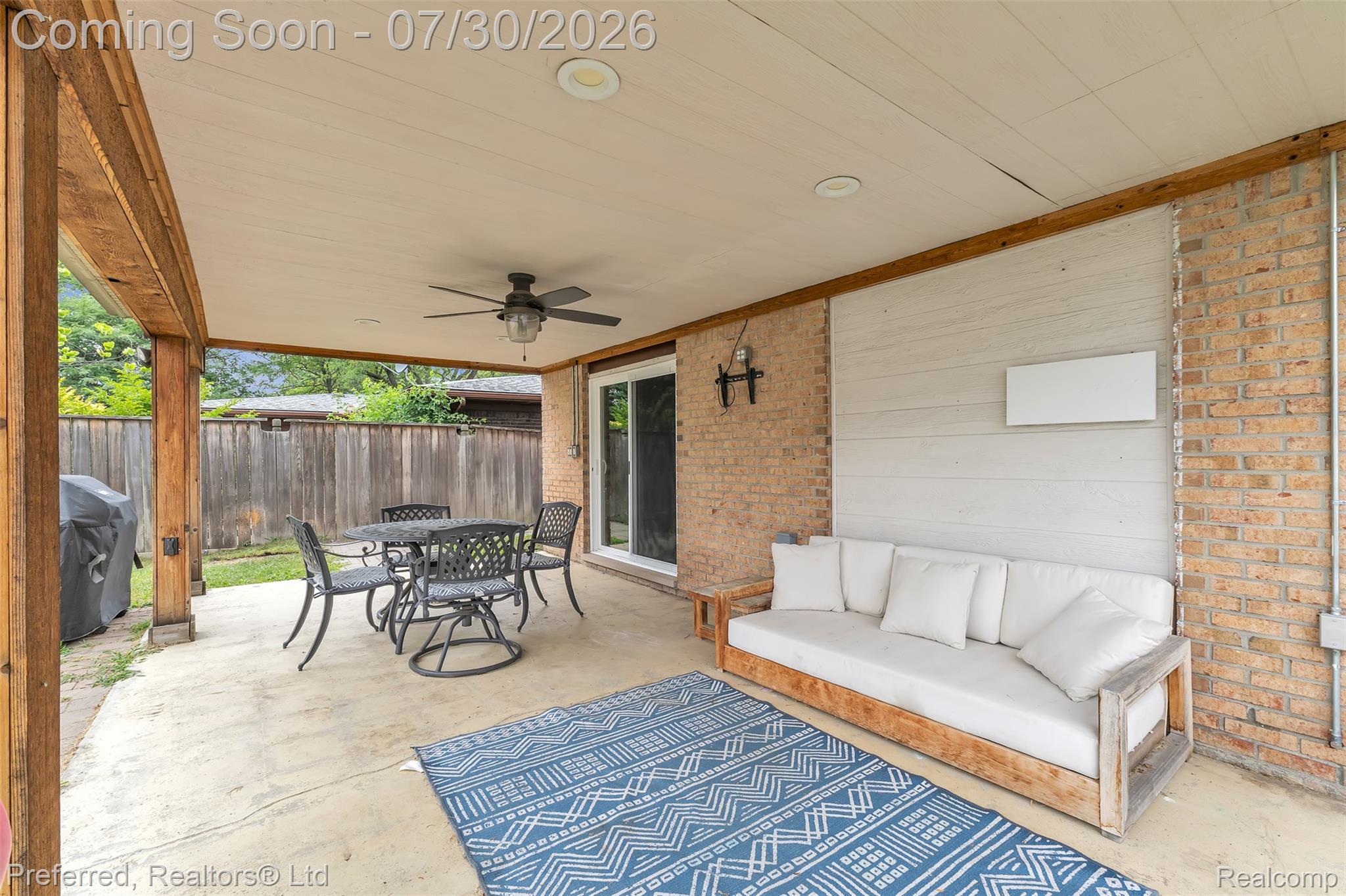 43151 Avon Road Canton, MI 48187 - Photo 56 of 65 avon-56.jpg