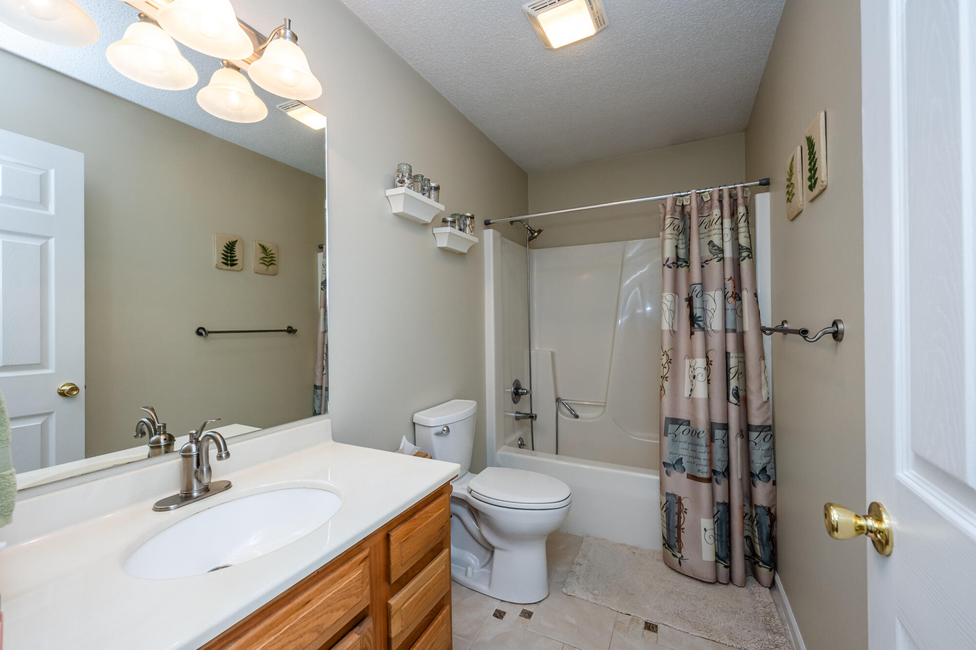 5570 Territorial Road Benton Harbor, MI 49022 - Photo 23 of 60 Territorial-154