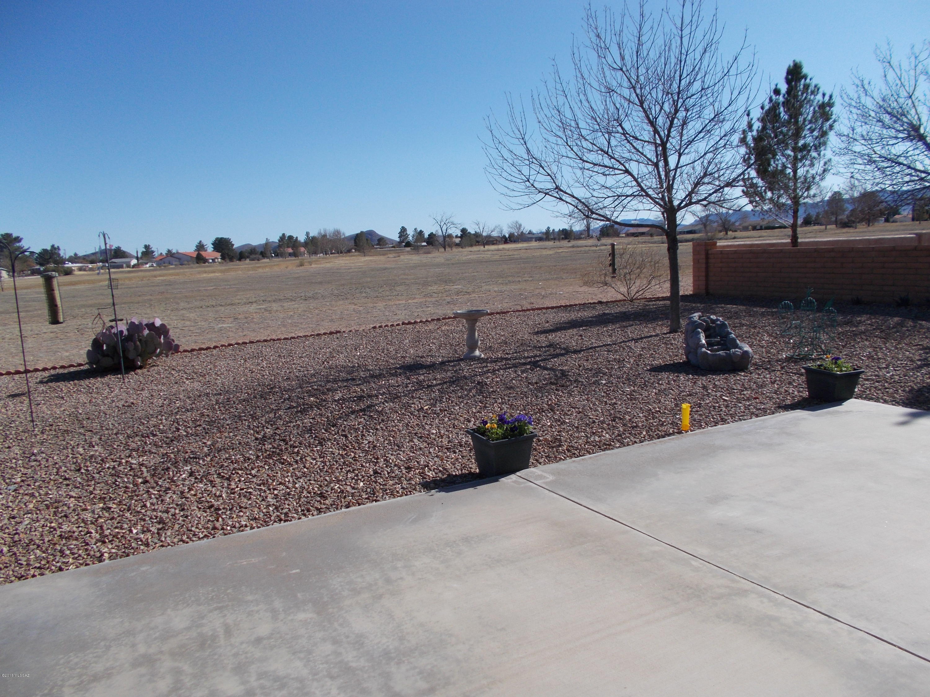 916 West Sahuaro Road Pearce, AZ 85625 - Photo 5 of 38