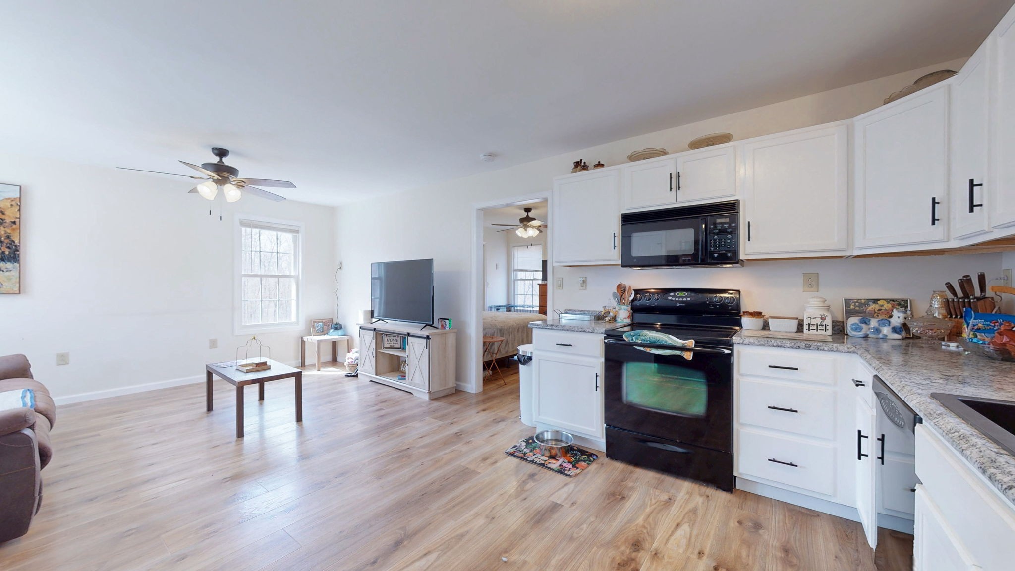 122 Lost Arrowhead Road Summertown, TN 38483 - Photo 6 of 40 Gallery Image 6