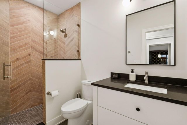 $2,900,000 | 20555 Linden Road, Deephaven, MN 55331